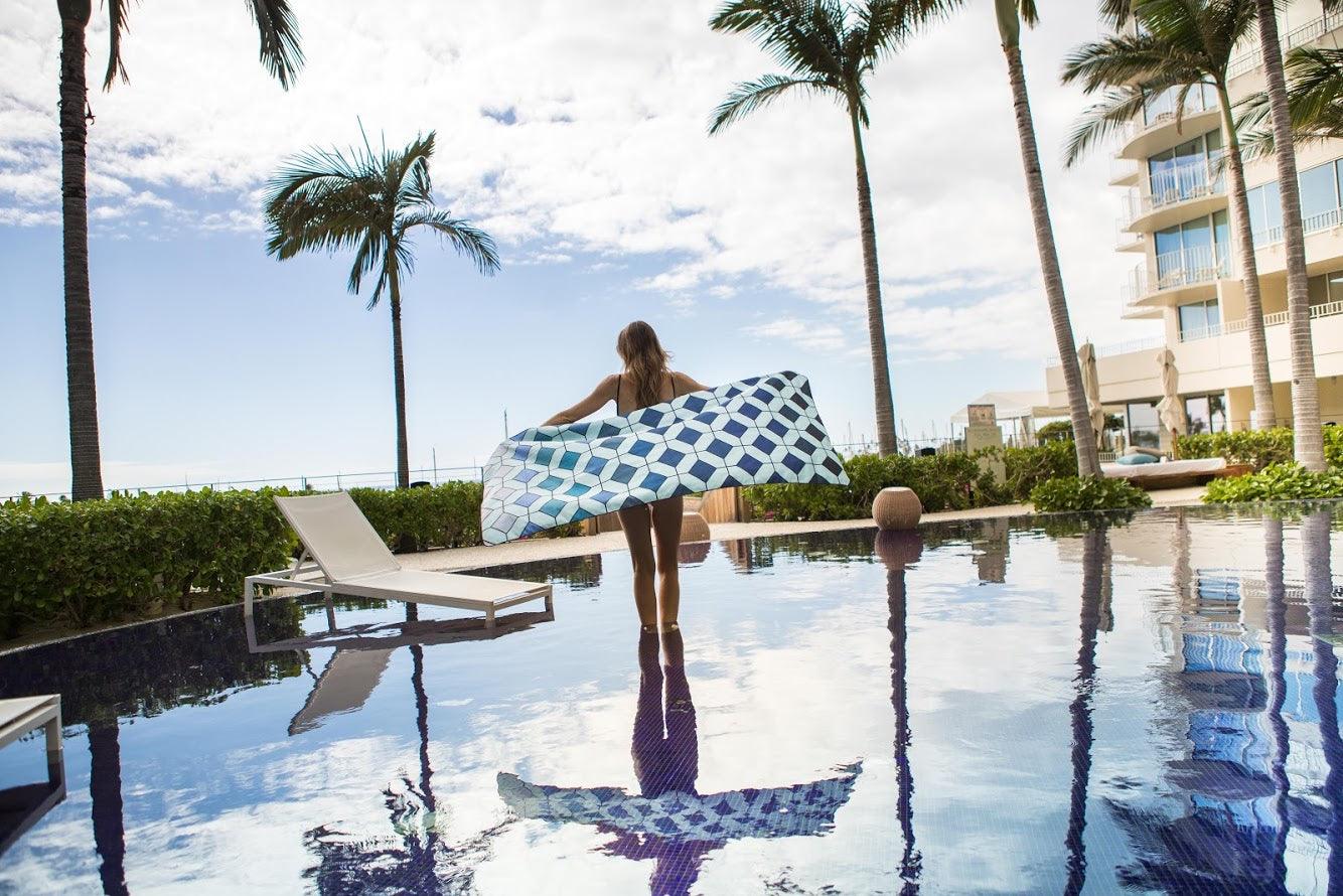 How To Pack A Carry On - lapochette.co