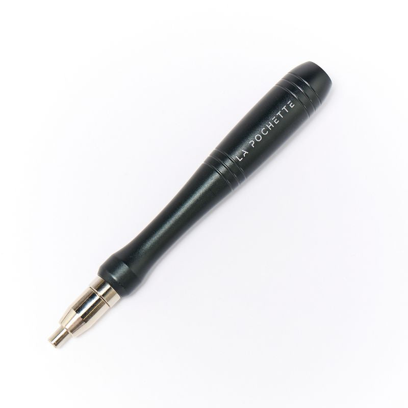 A black handle from a skipping rope showing La Pochette logo in white. On a white background